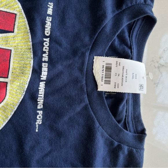 Brand new rock band t-shirts with price tags - Picture 3 of 3